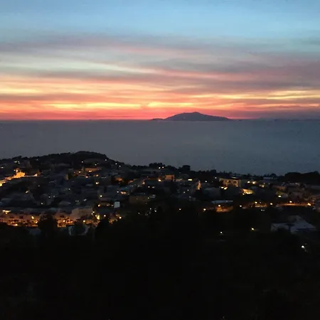 Oda ve Kahvaltı Monte Solaro