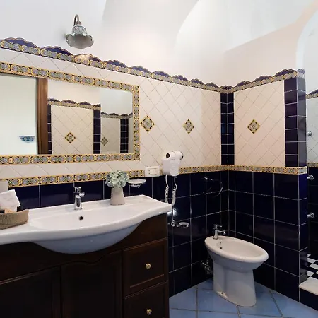 蒙特索拉若住宿和早餐酒店 住宿加早餐酒店 阿纳卡普里