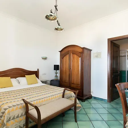 Monte Solaro 4* אנה קאפרי