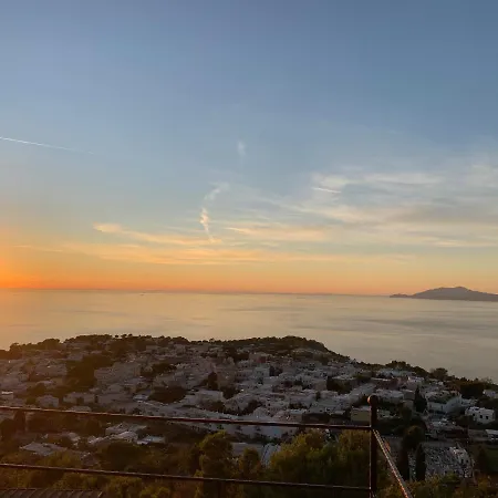 Monte Solaro לינה וארוחת בוקר אנה קאפרי