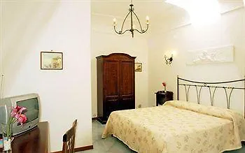 לינה וארוחת בוקר Monte Solaro אנה קאפרי