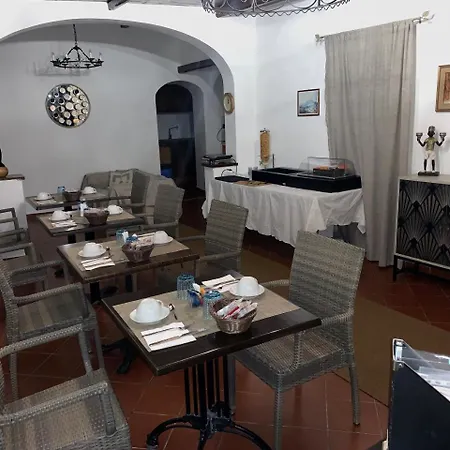Monte Solaro B&B 2*