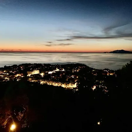 B&B Monte Solaro 아나카프리