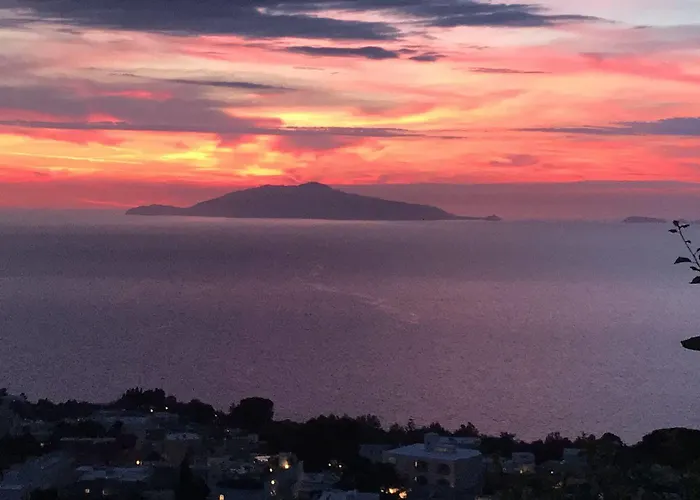 Monte Solaro Bed and Breakfast 4*